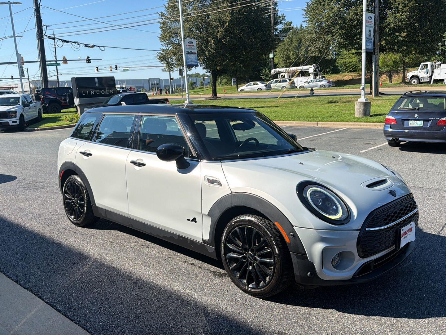 White Silver Metallic 2023 MINI Cooper Clubman Wagon All-Wheel Drive Automatic