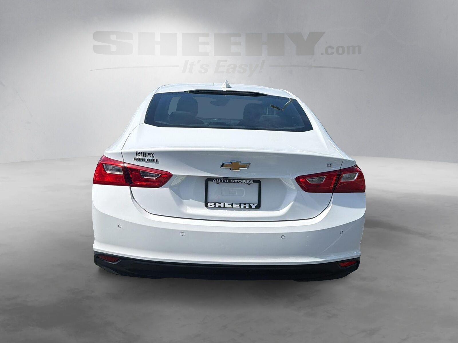 Used 2024 Summit White Chevrolet LT image 12