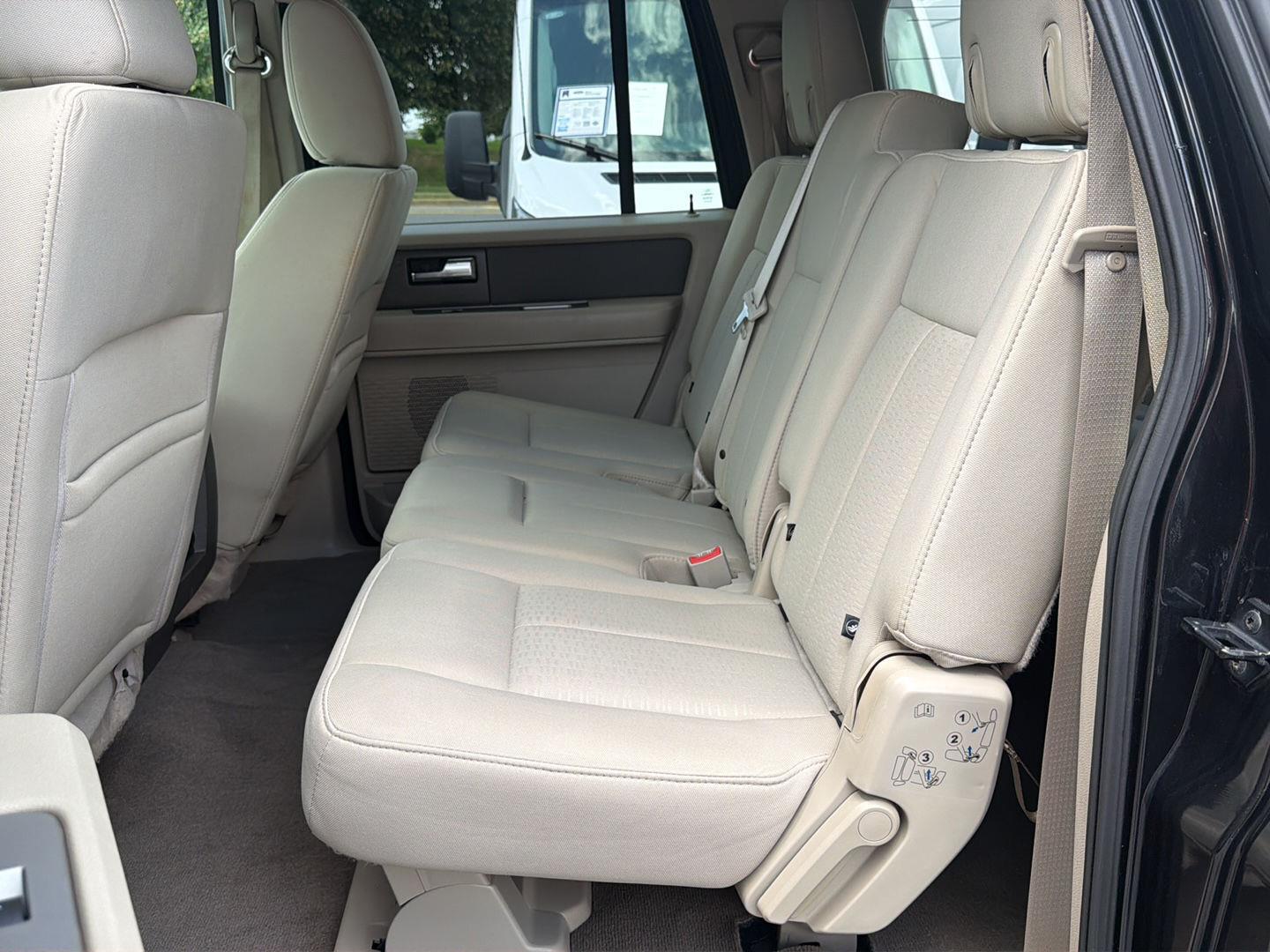 Used 2012 Black Ford XLT image 6