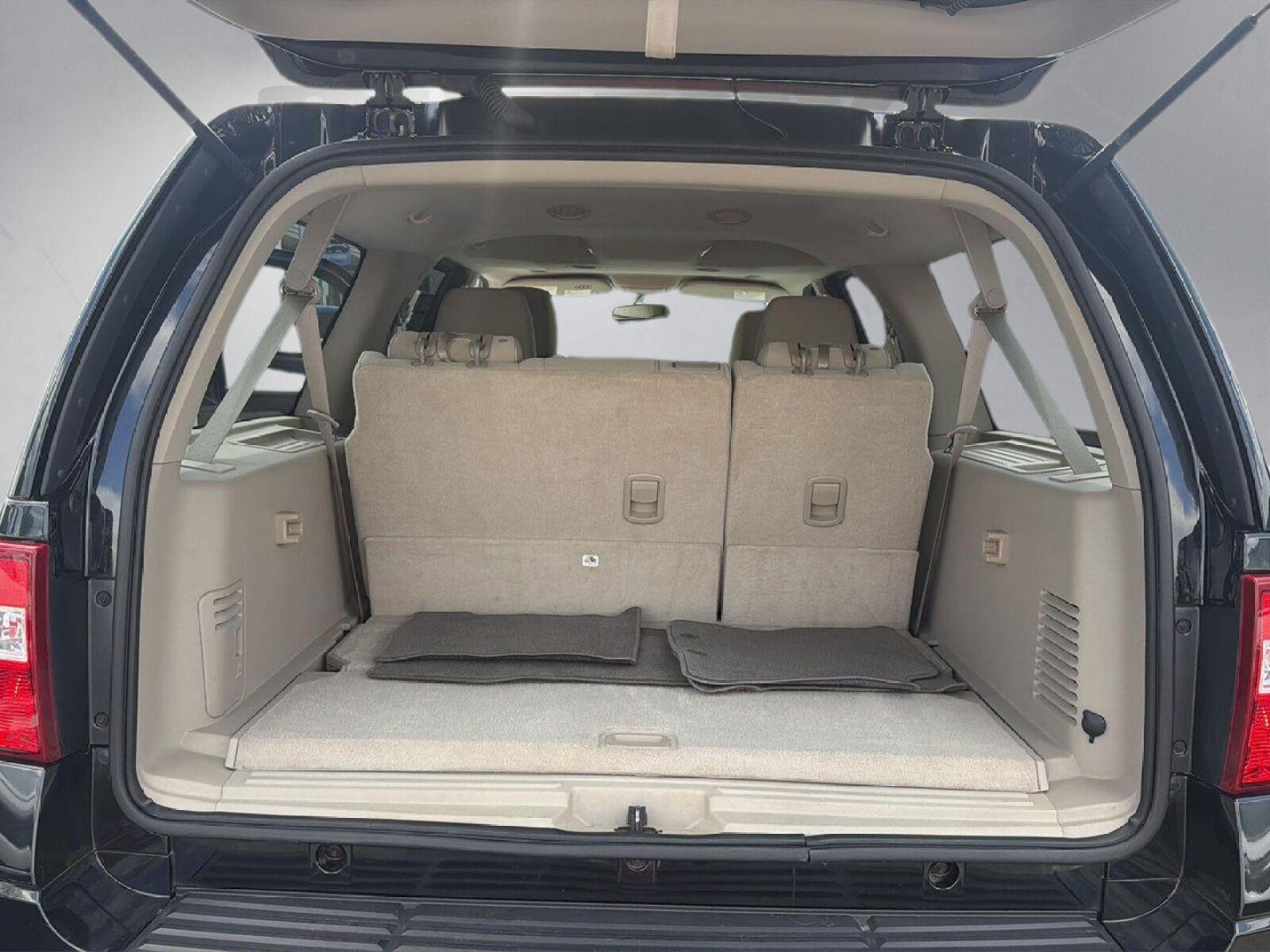 Used 2012 Black Ford XLT image 22