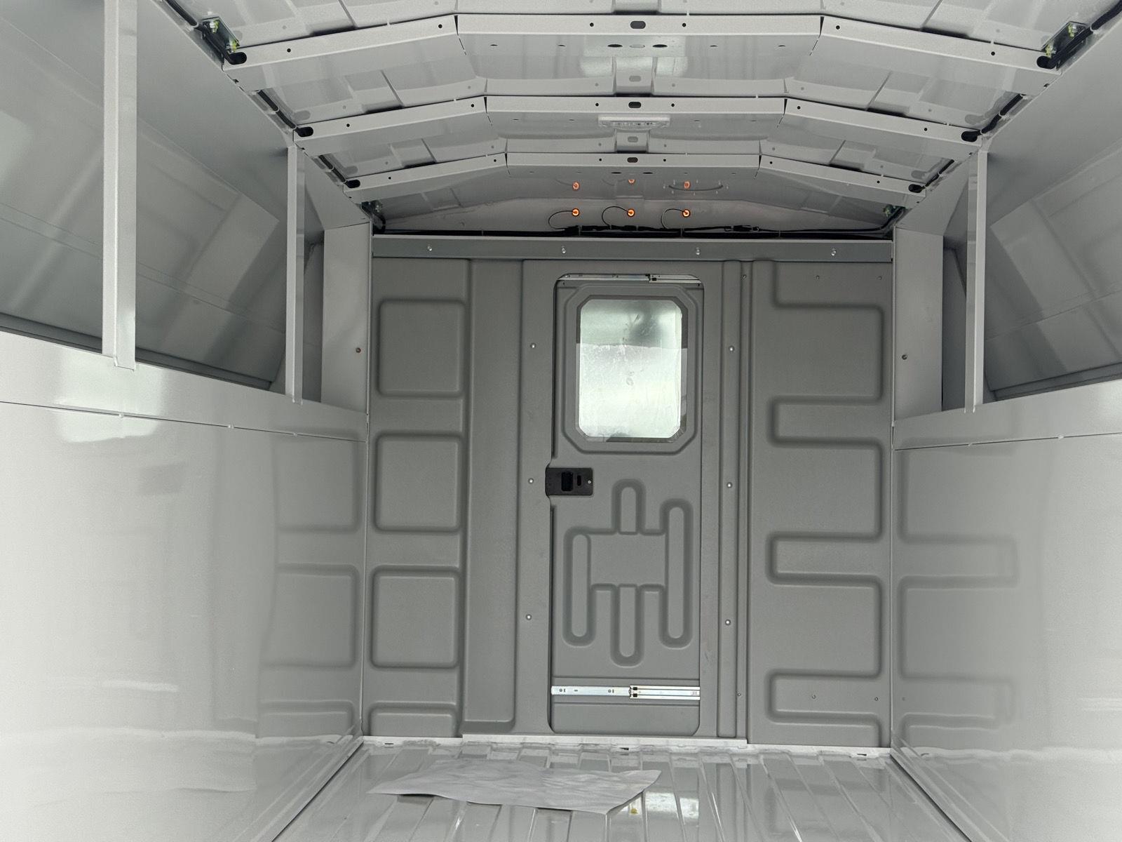 New 2027 Oxford White Ford  image 23