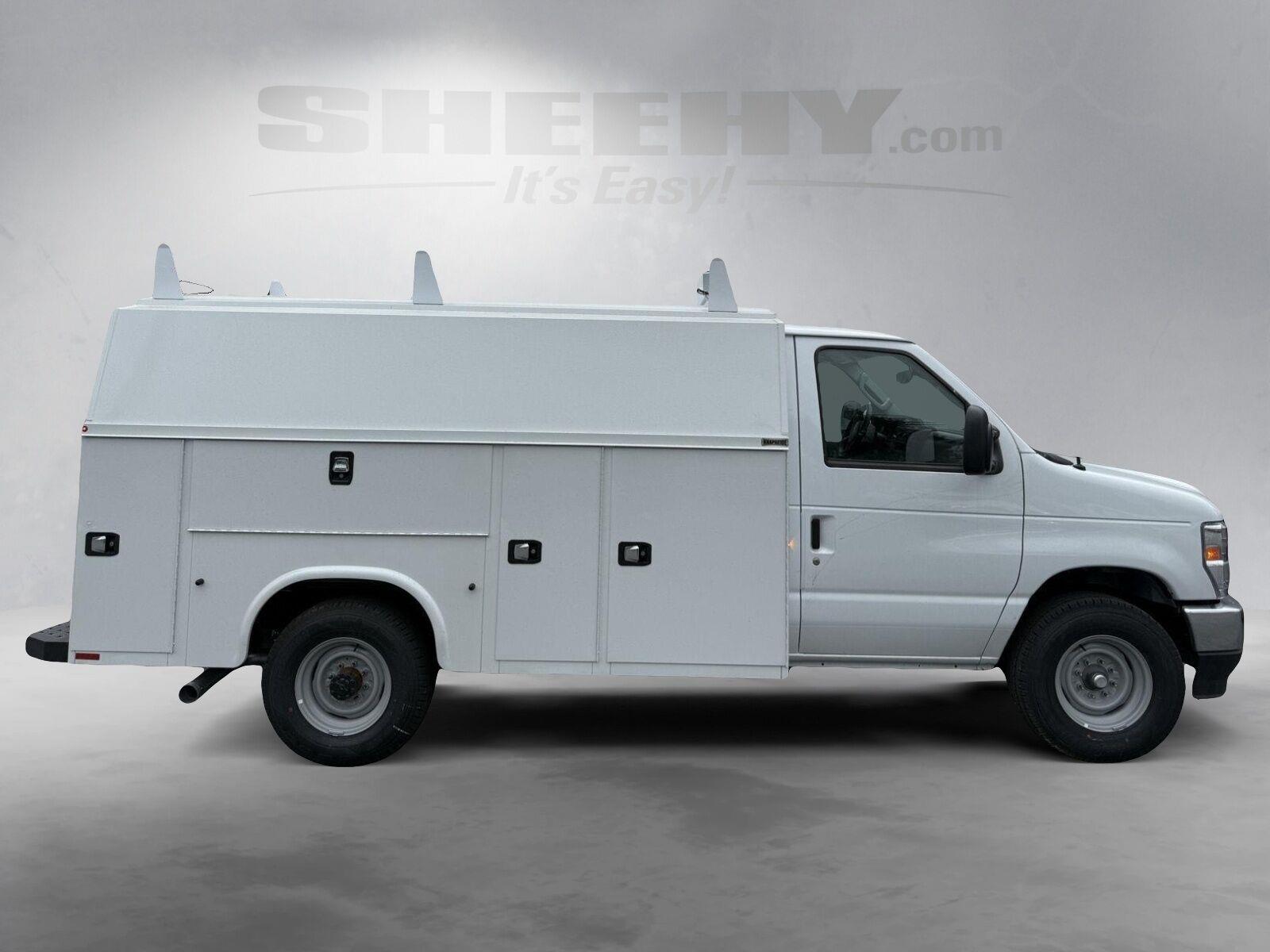 New 2027 Oxford White Ford  image 4
