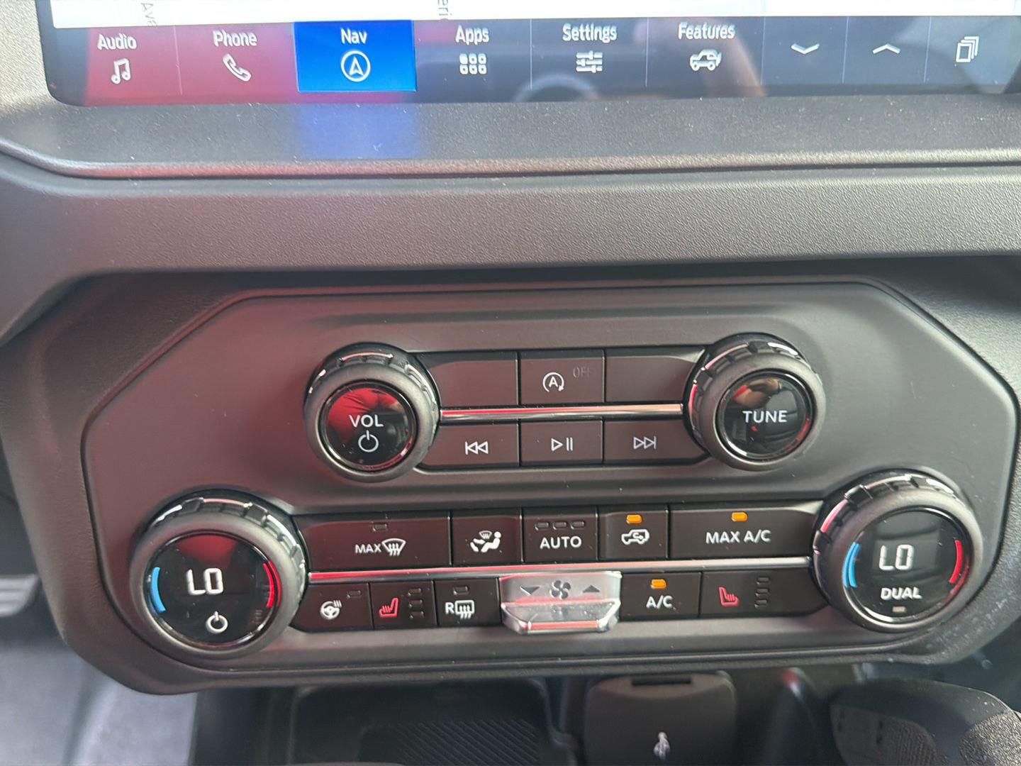 Used 2025 Velocity Blue Ford Badlands image 22