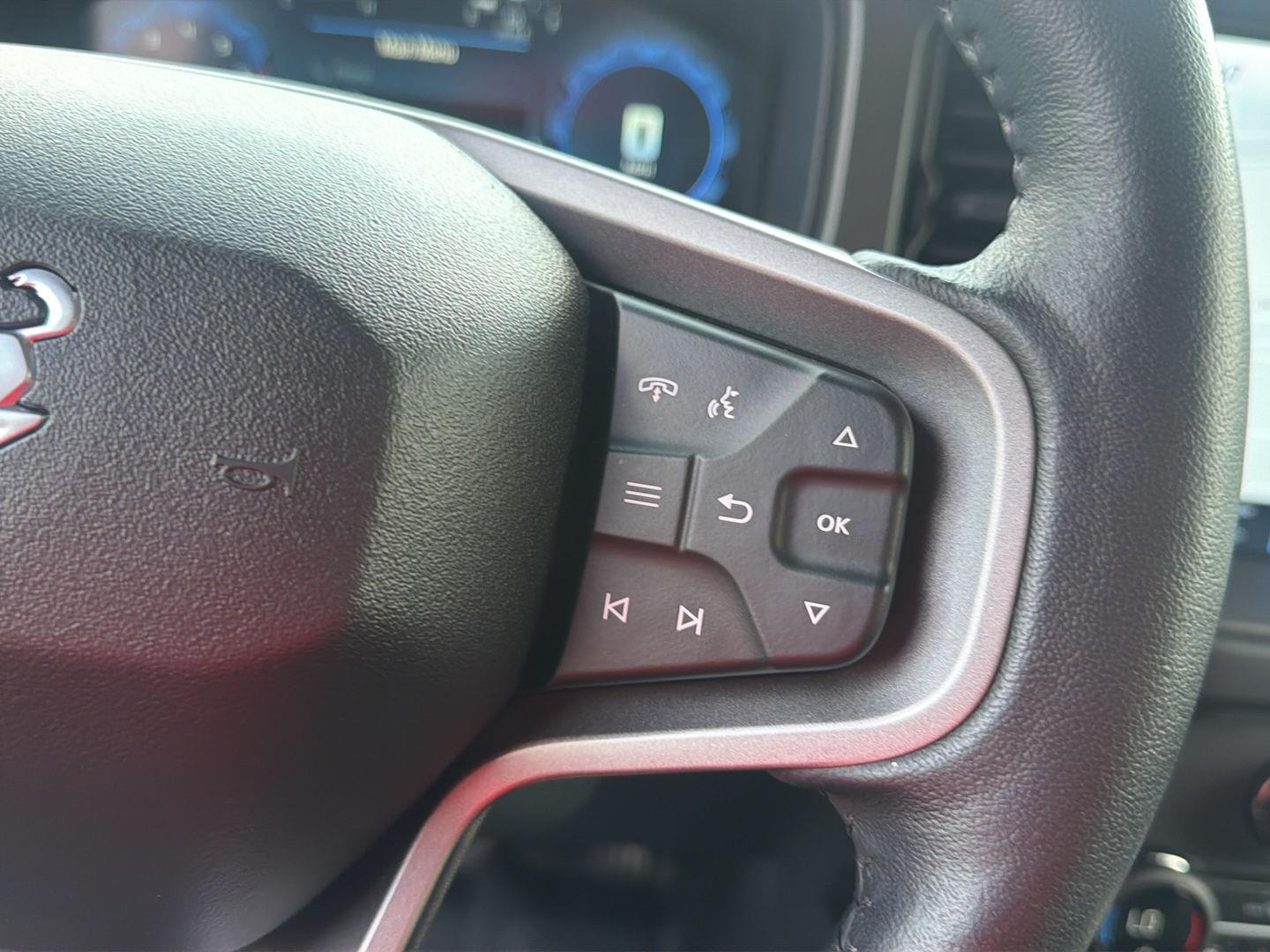 Used 2025 Velocity Blue Ford Badlands image 18