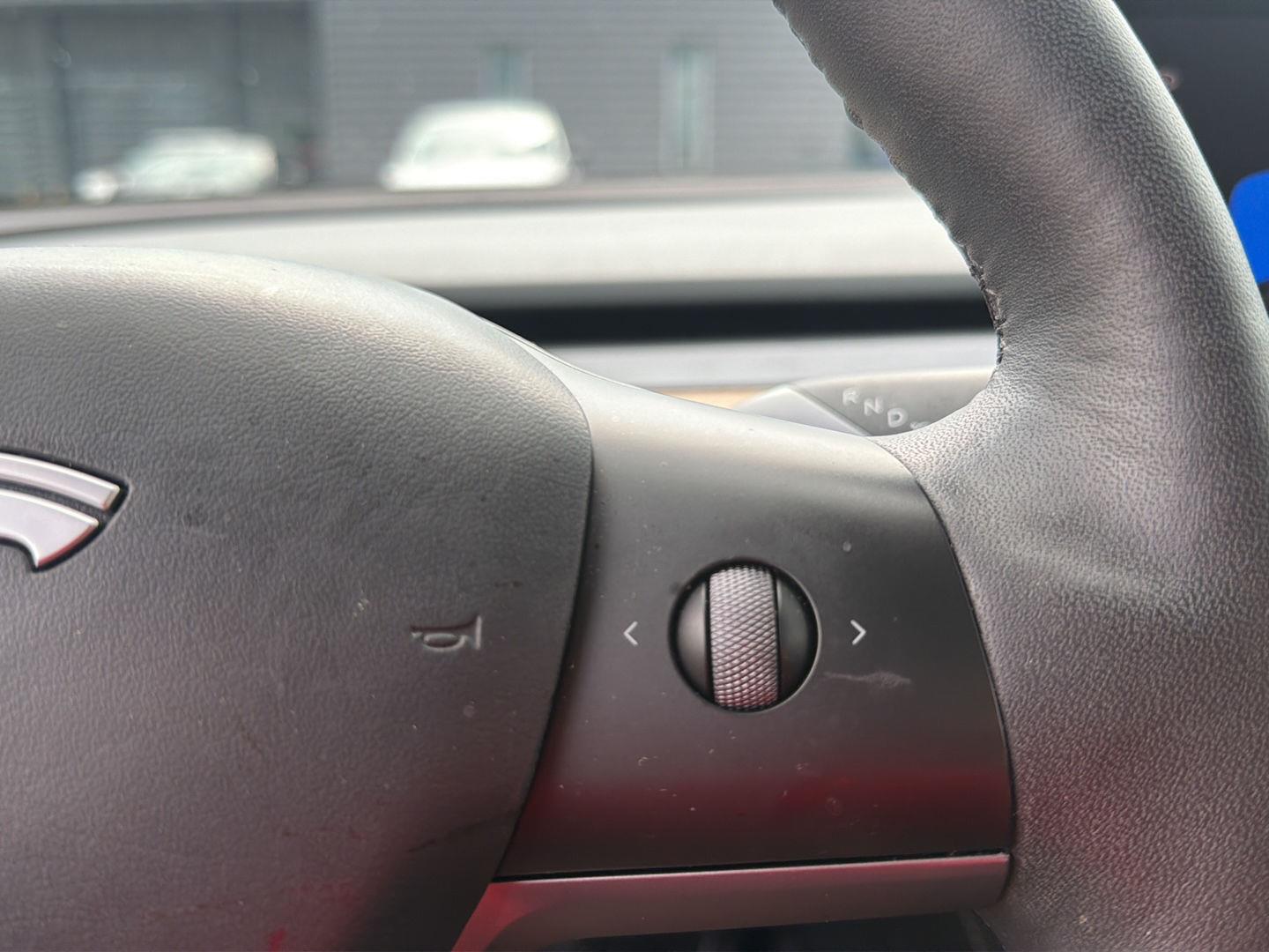 Used 2024  Tesla Long Range image 17