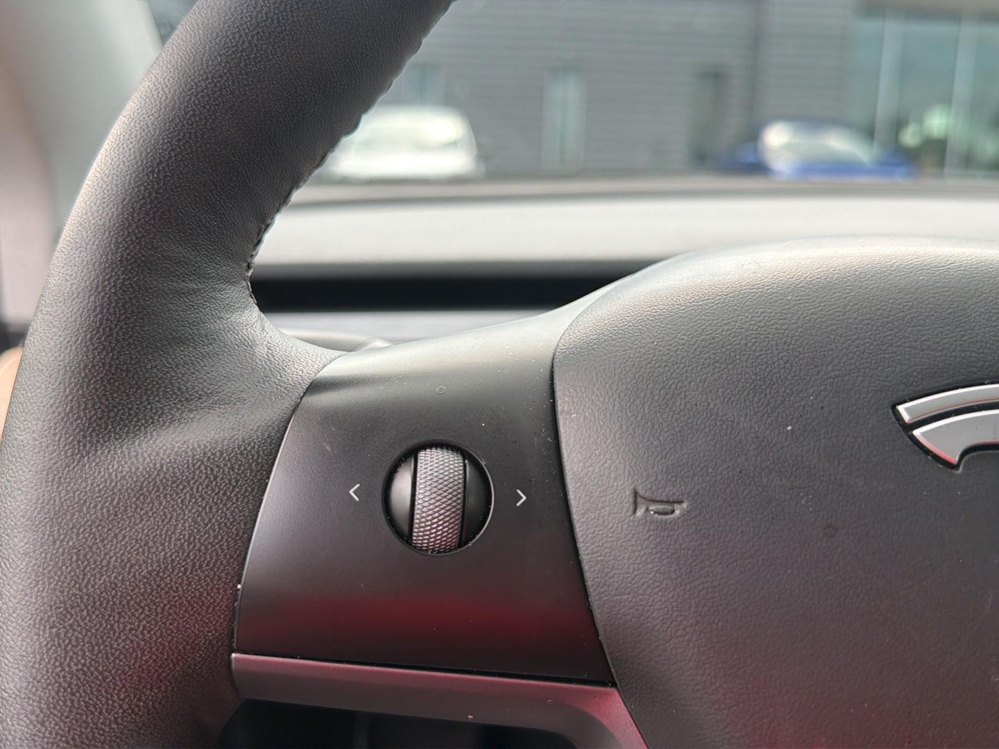 Used 2024  Tesla Long Range image 16