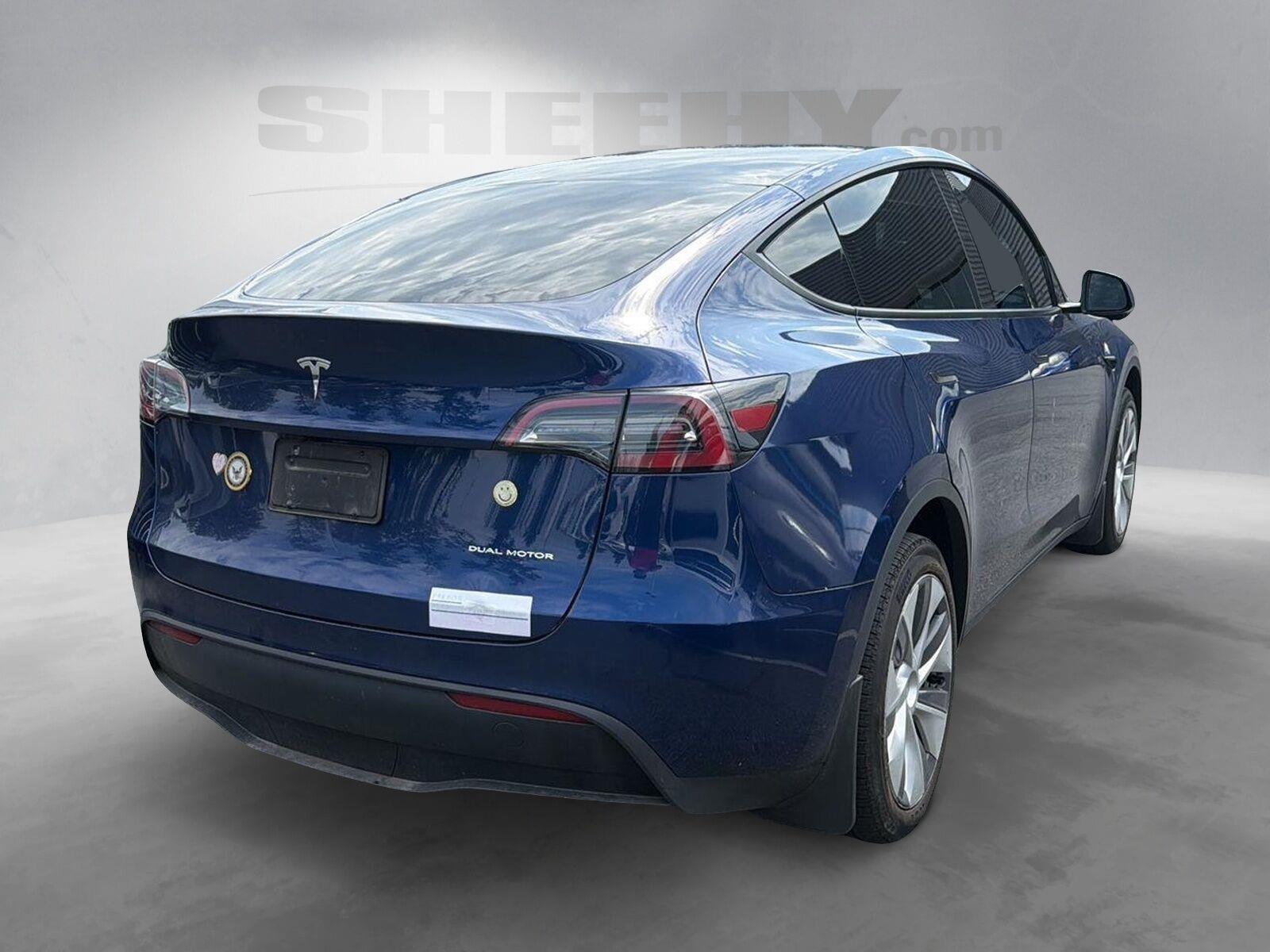 Used 2024  Tesla Long Range image 11