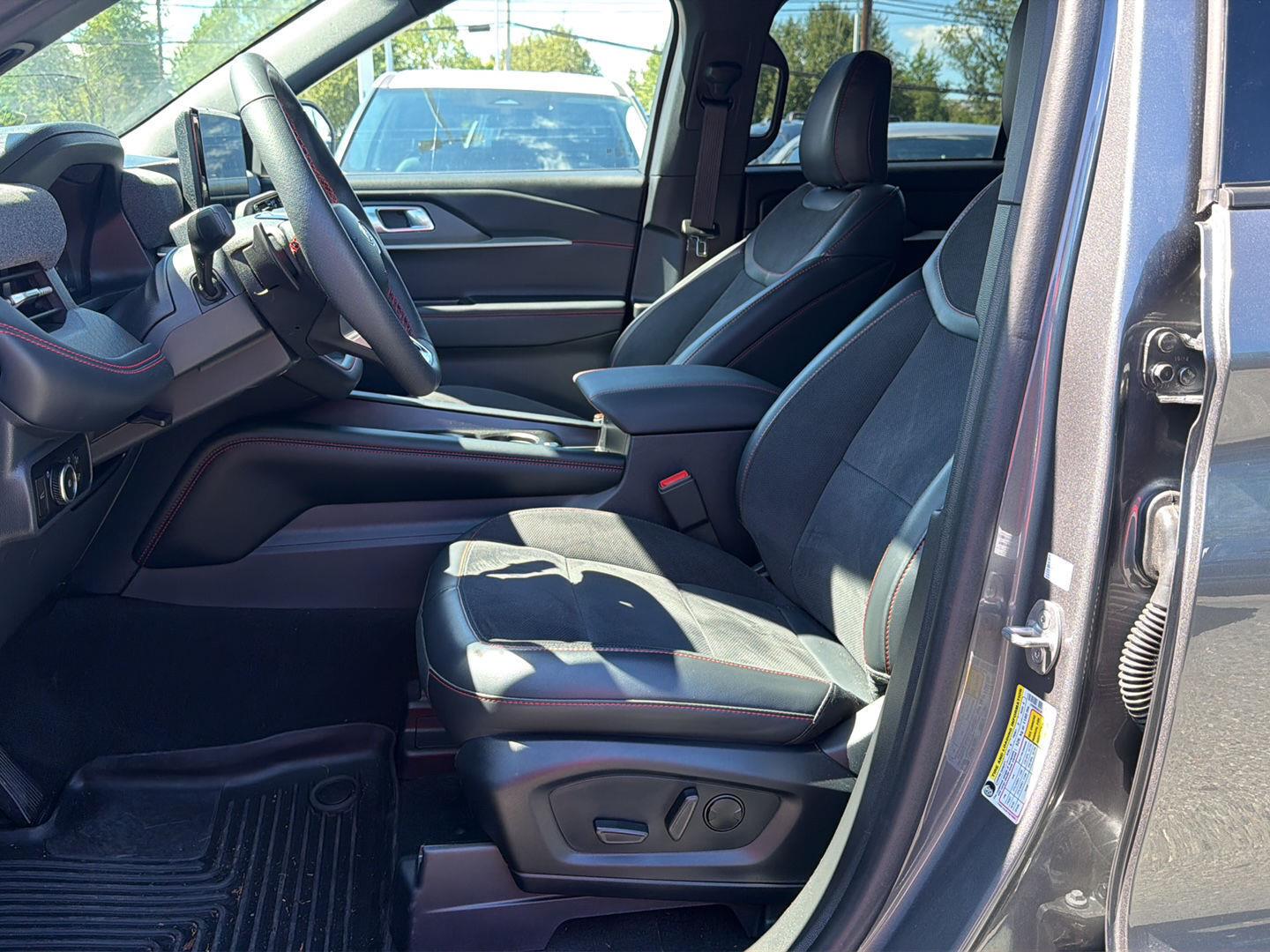 Used 2026 Carbonized Gray Metallic Ford ST image 9
