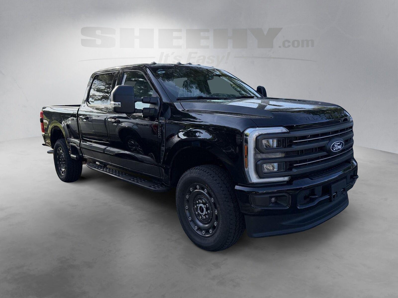 New 2027 Agate Black Metallic Ford XLT image 2