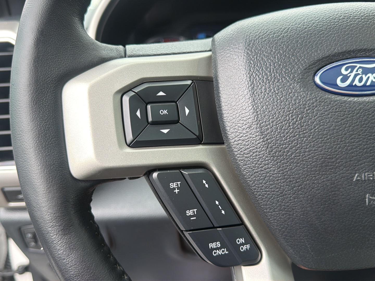 Used 2022 Star White Ford LARIAT image 21