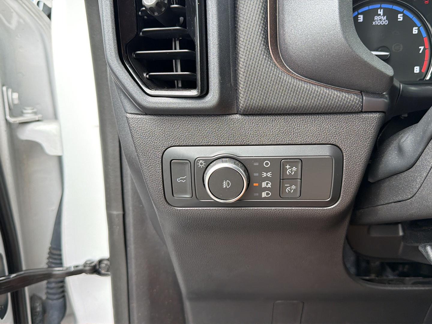 Used 2022 Oxford White Ford Badlands image 24