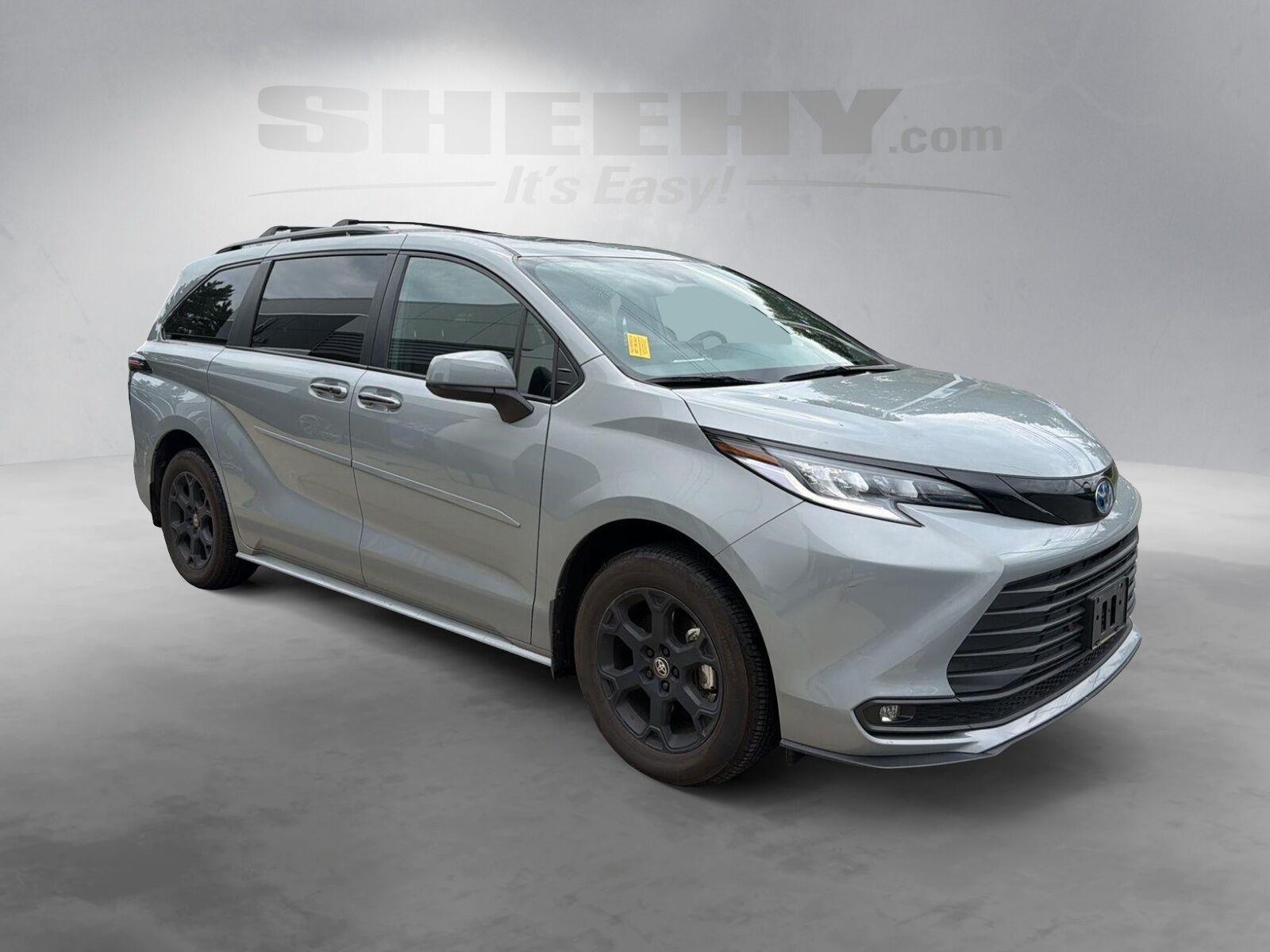 Used 2025 Cement Toyota Woodland Edition image 2