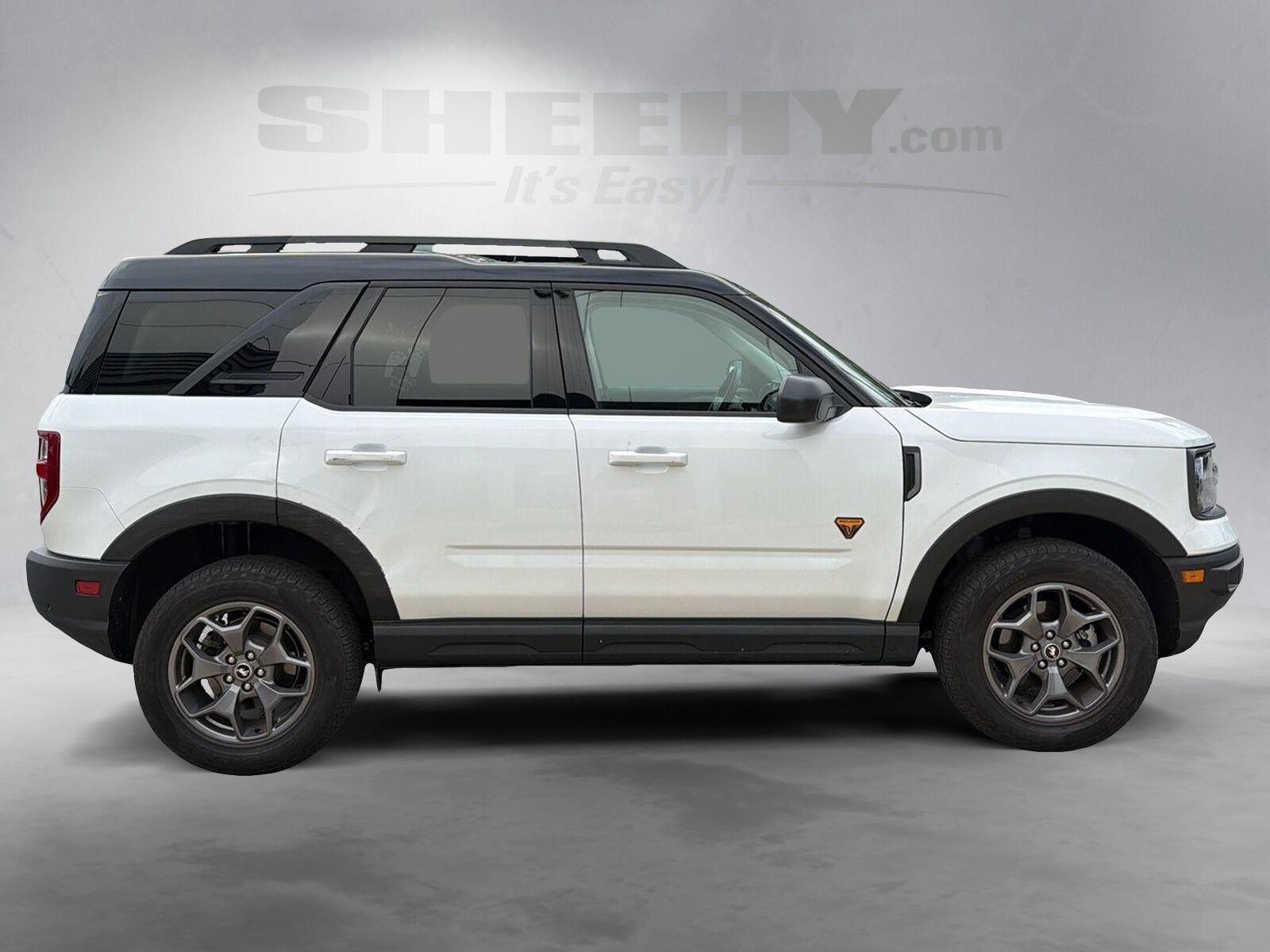 Used 2022 Oxford White Ford Badlands image 8