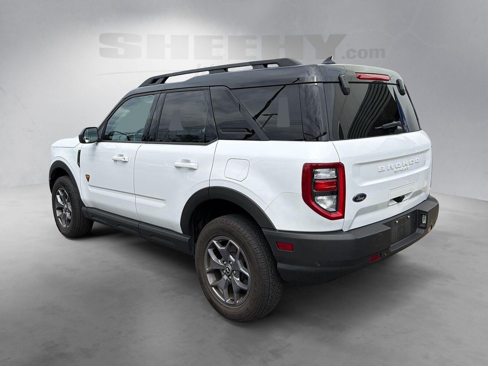 Used 2022 Oxford White Ford Badlands image 13