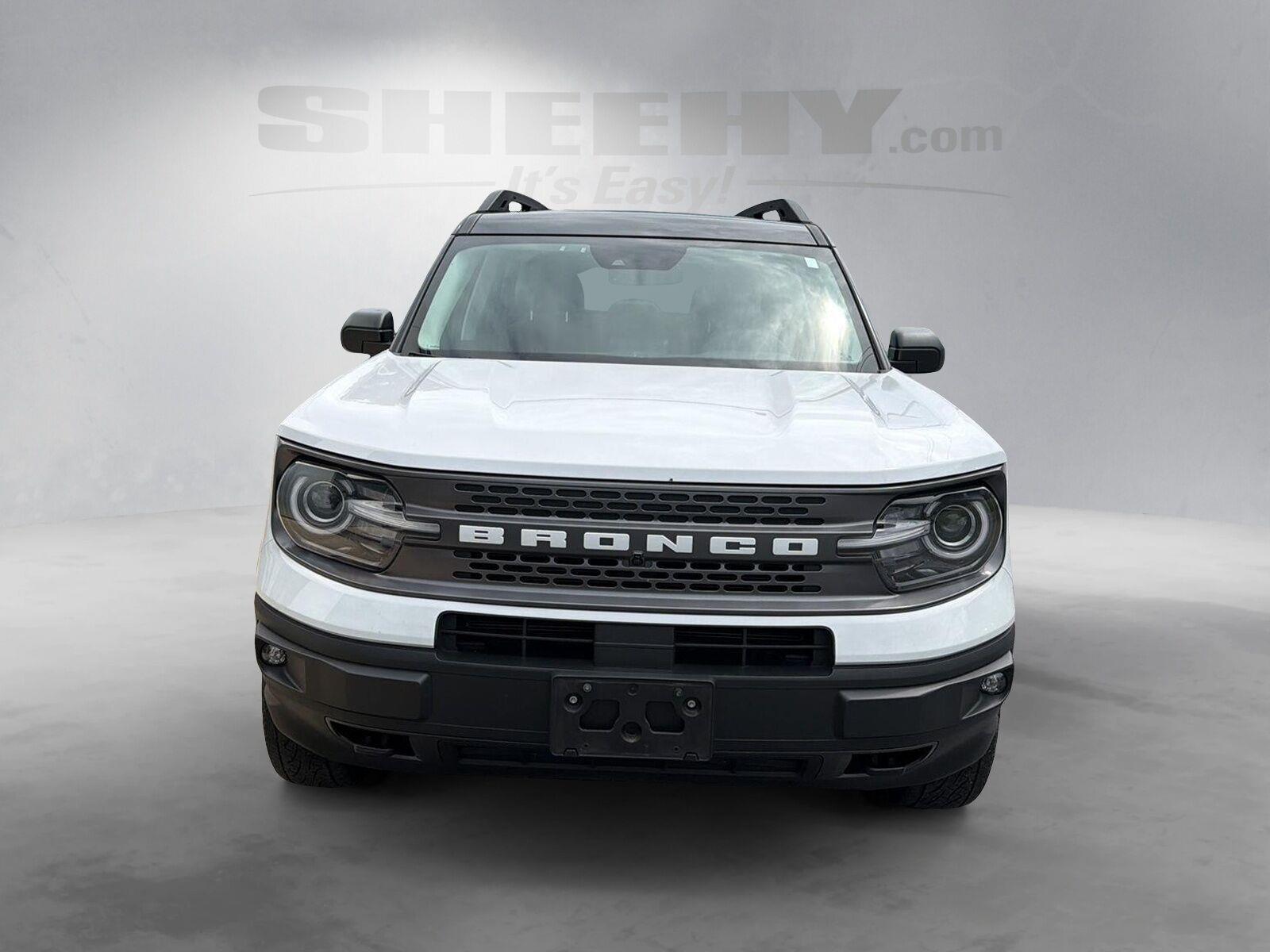 Used 2022 Oxford White Ford Badlands image 16