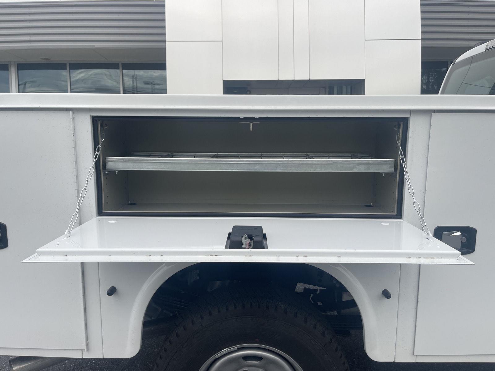 New 2026 Oxford White Ford XL image 18