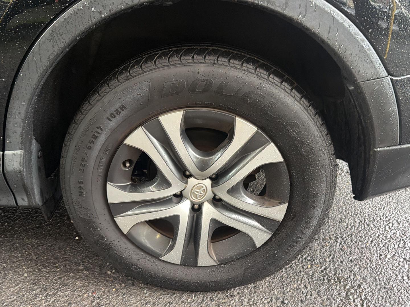 Used 2018 Black TOYOTA TRUCK LE FWD image 17