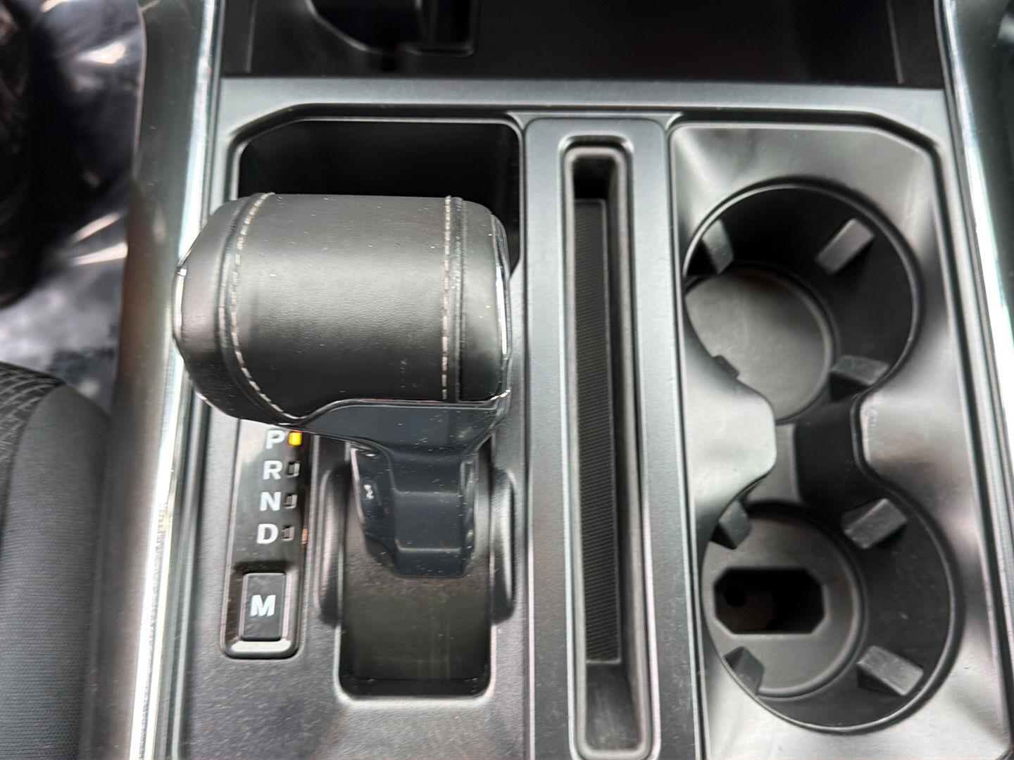 Used 2021 Oxford White Ford XLT image 16
