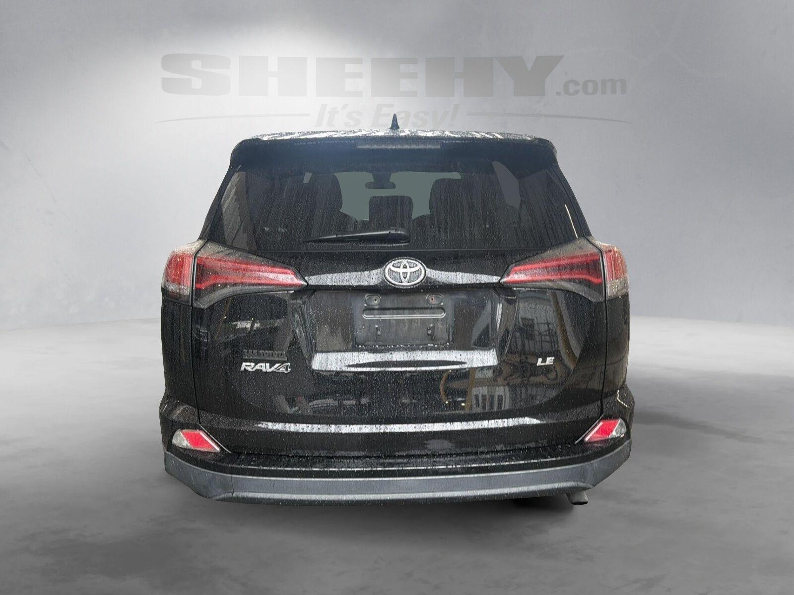 Used 2018 Black TOYOTA TRUCK LE FWD image 12
