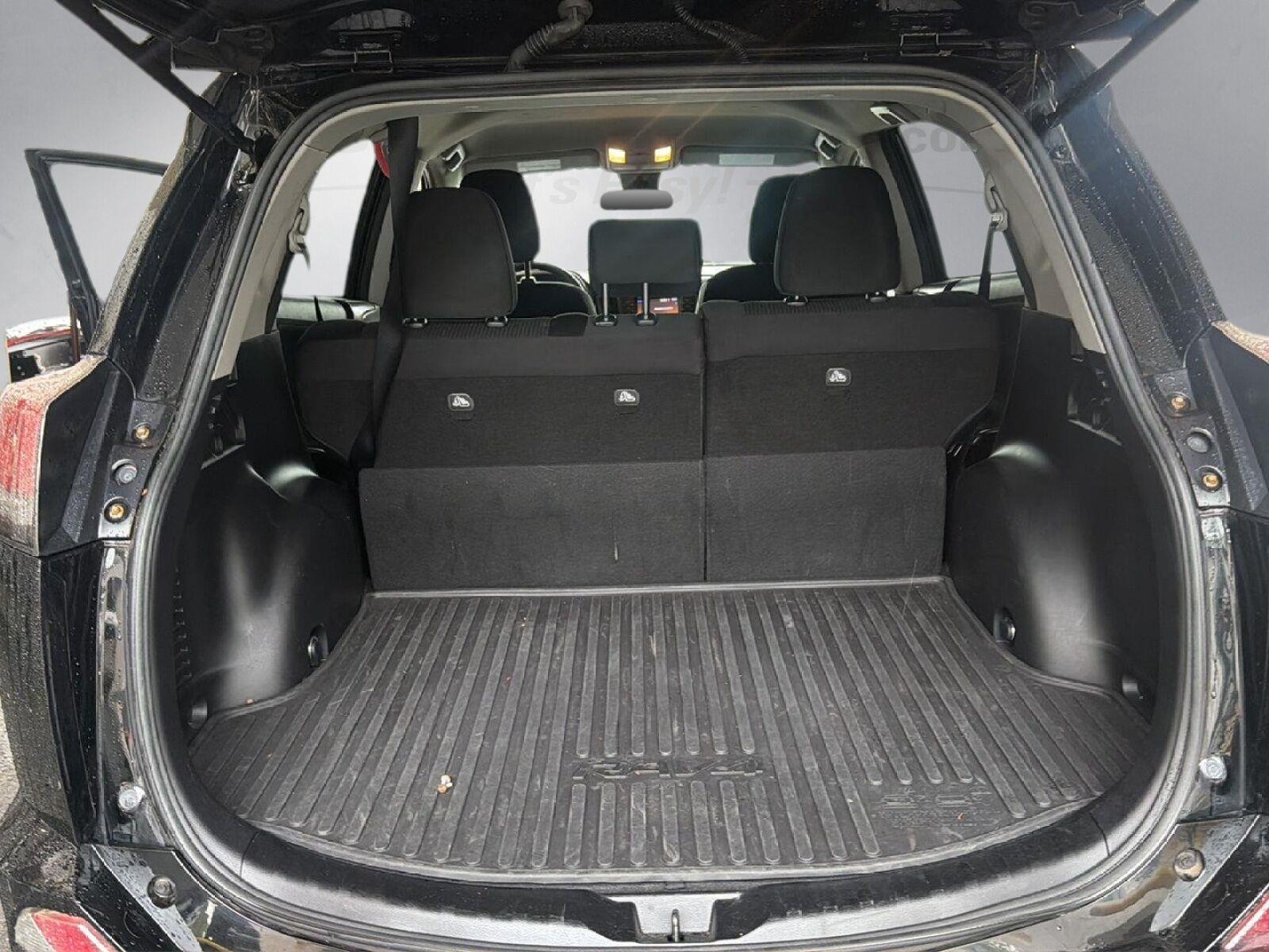 Used 2018 Black TOYOTA TRUCK LE FWD image 21