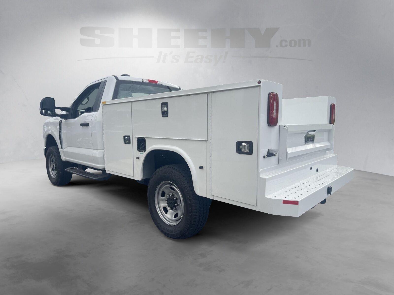 New 2026 Oxford White Ford XL image 7