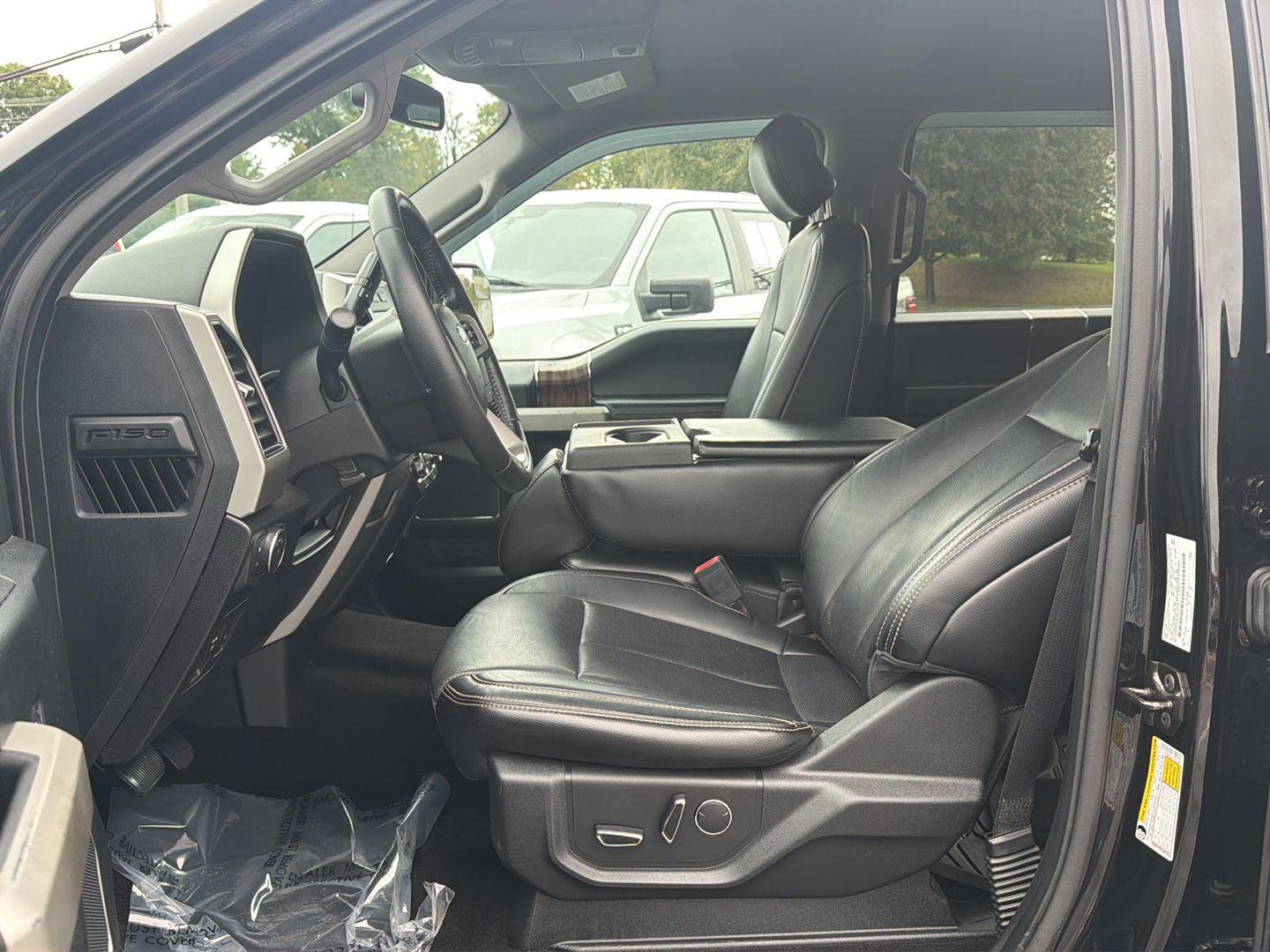 Used 2018 Shadow Black Ford LARIAT image 9