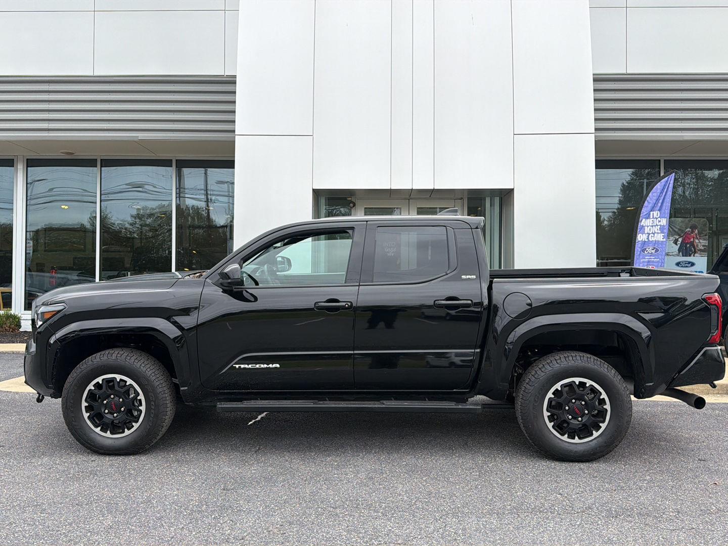 Used 2025 Black Toyota SR5 image 5