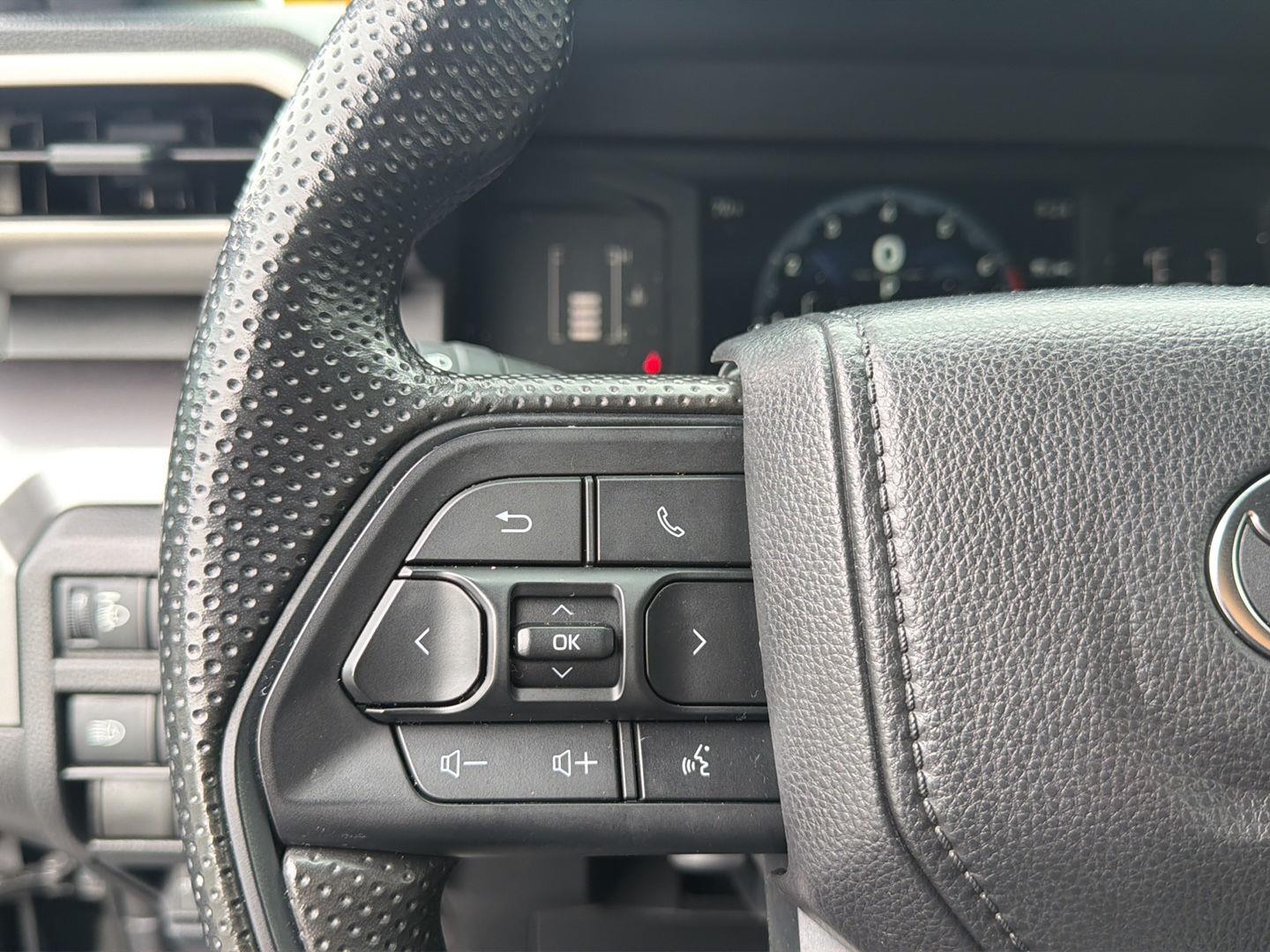 Used 2025 Black Toyota SR5 image 16