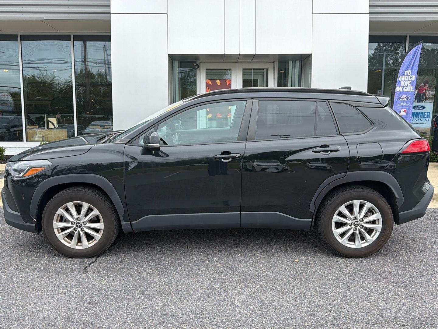 Used 2022 Jet Black Toyota LE image 6