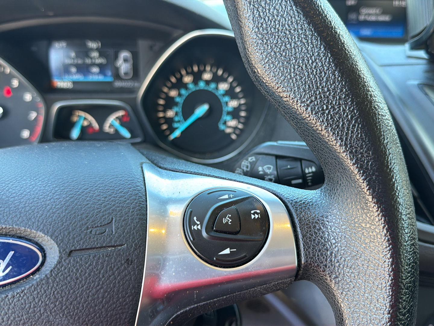 Used 2016 Magnetic Ford S image 19
