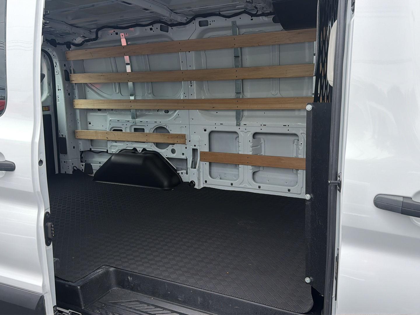 Used 2025  Ford T-250 130