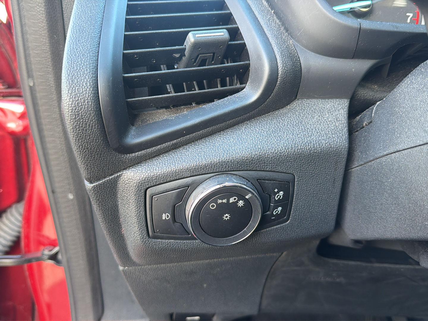 Used 2018 Ruby Red Metallic Tinted Clearcoat Ford SE image 20