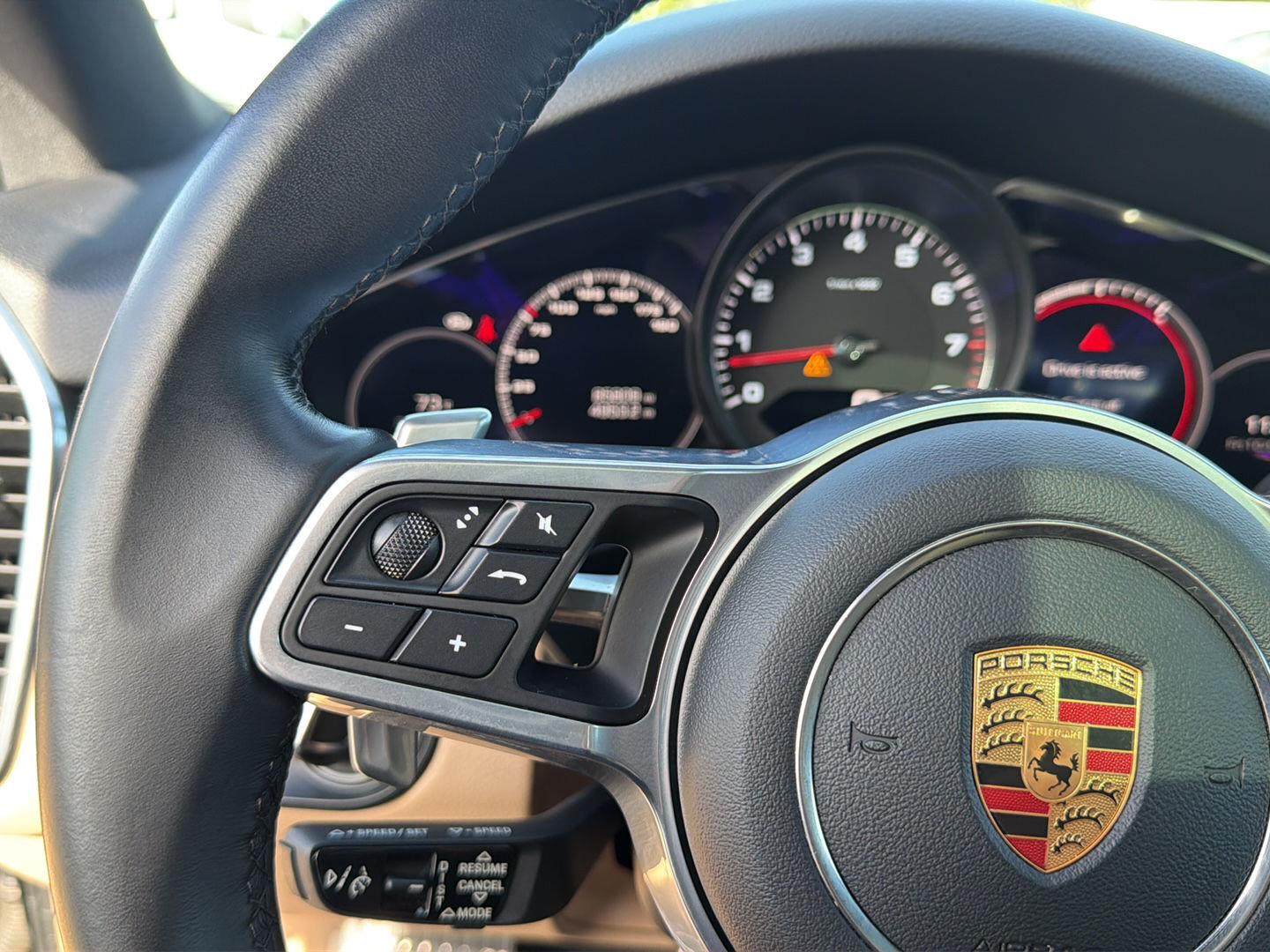 Used 2021 Moonlight Blue Metallic Porsche S image 17