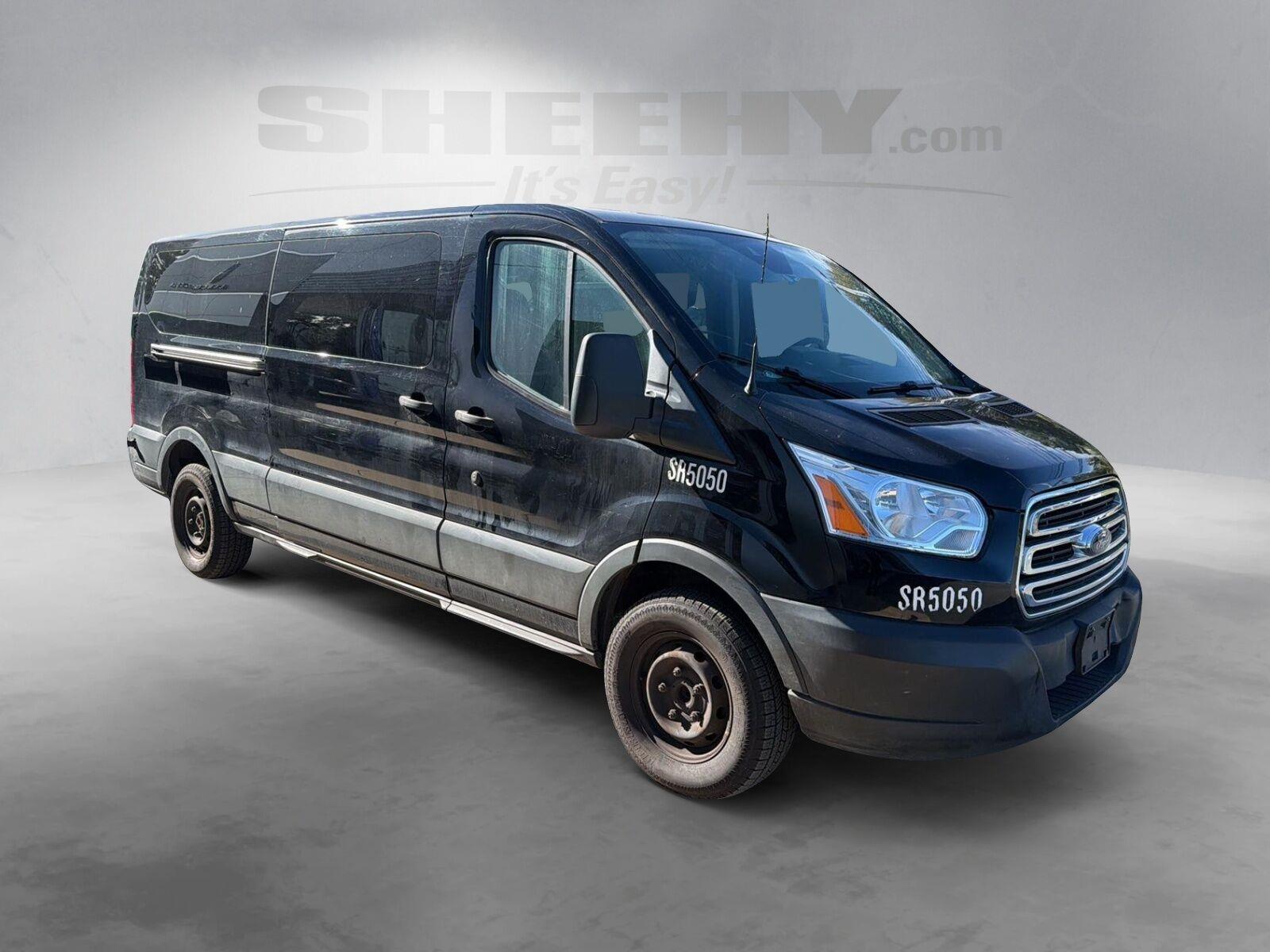 Used 2019 Shadow Black Ford XLT image 2