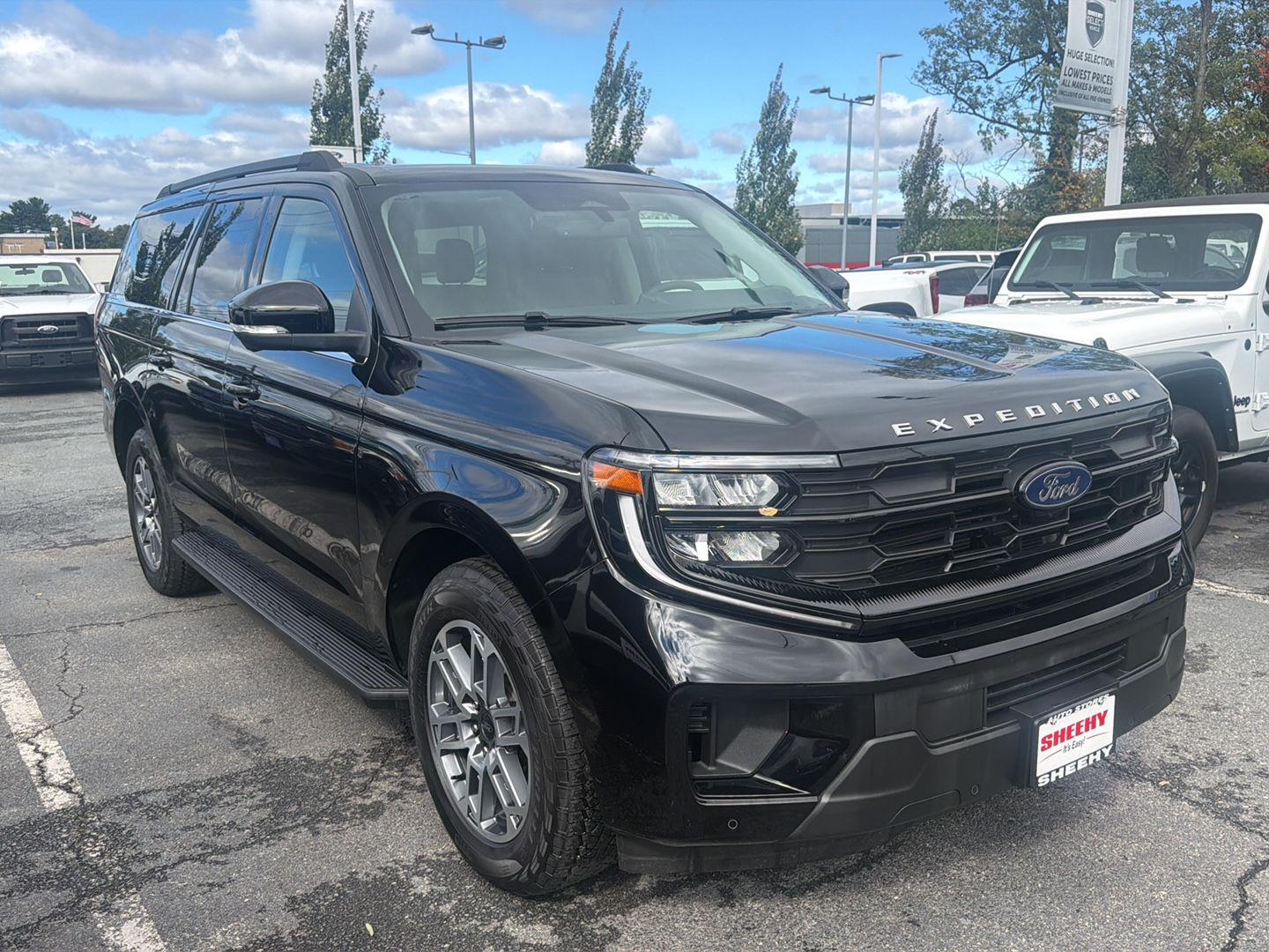 Agate Black Metallic 2026 Ford Expedition SUV / Crossover Four-Wheel Drive Automatic