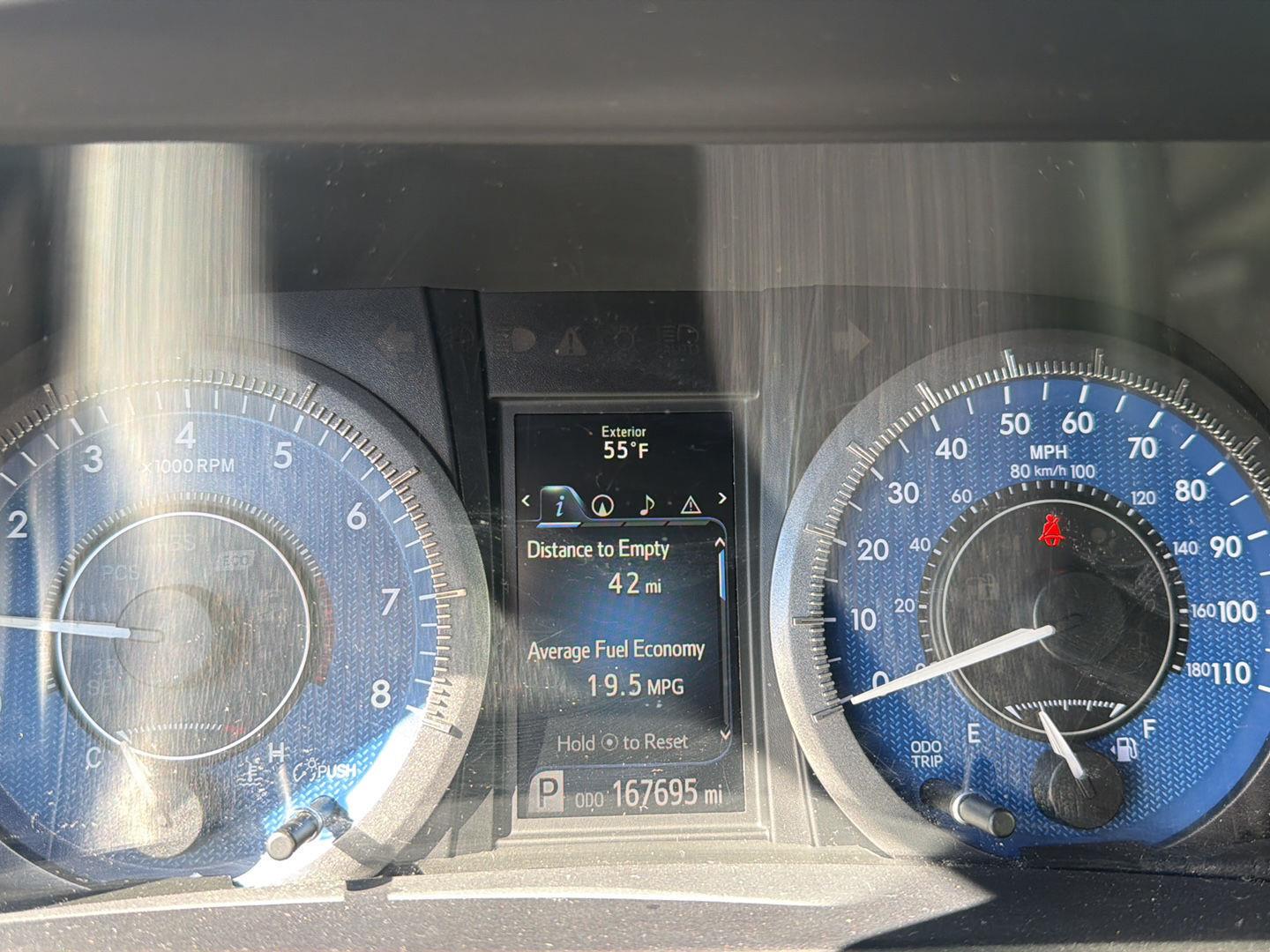 Used 2015 Silver Sky Metallic Toyota XLE Premium 8-Passenger image 6