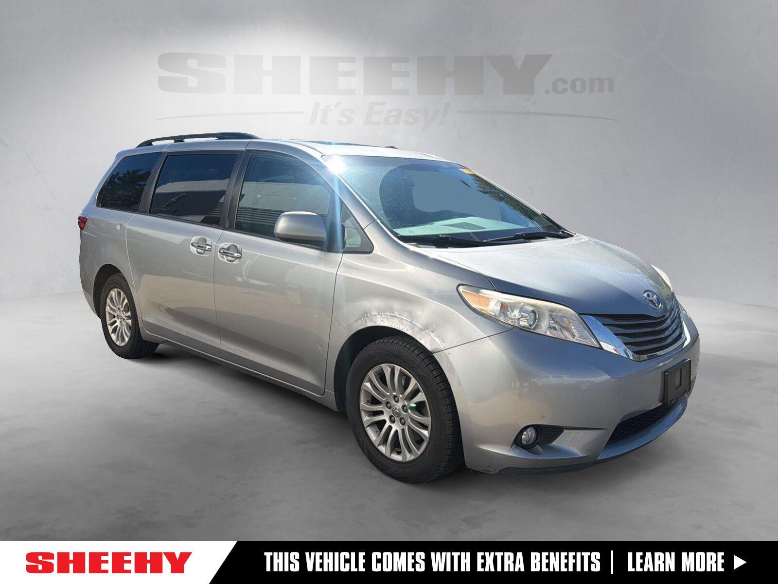Silver Sky Metallic 2015 Toyota Sienna Minivan Front-Wheel Drive Automatic