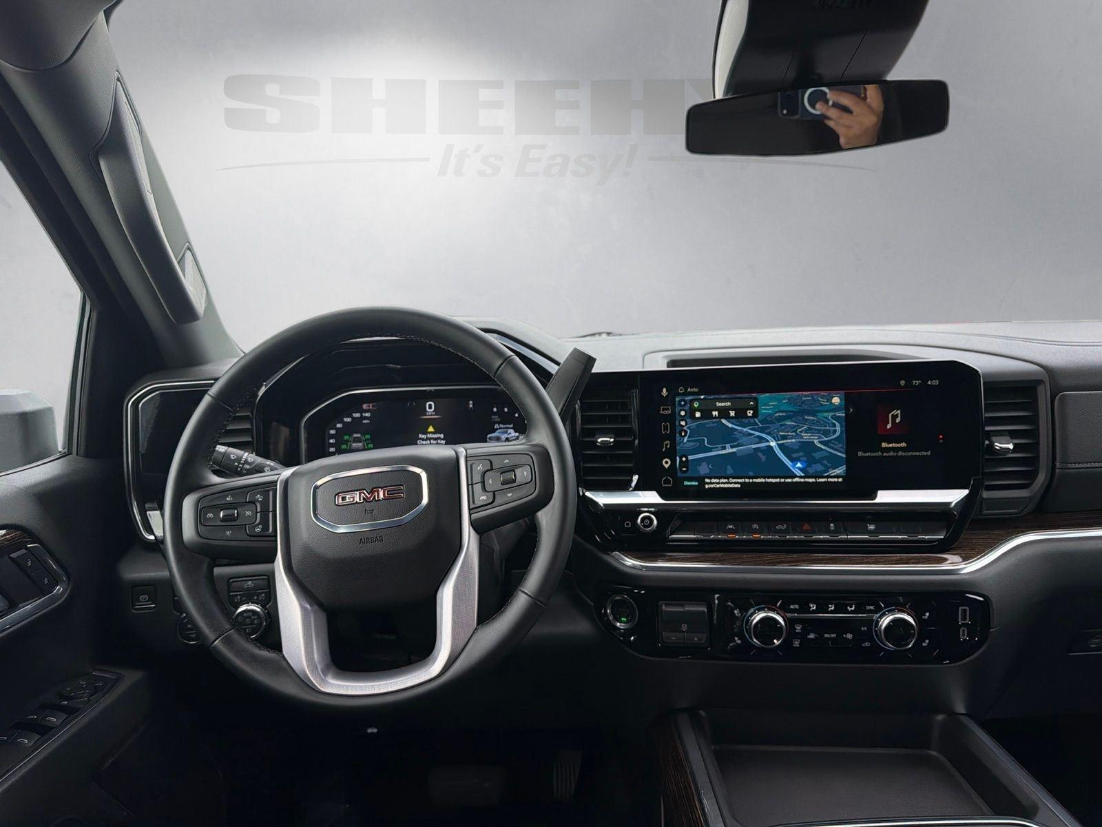 Used 2025 Summit White GMC Elevation image 3