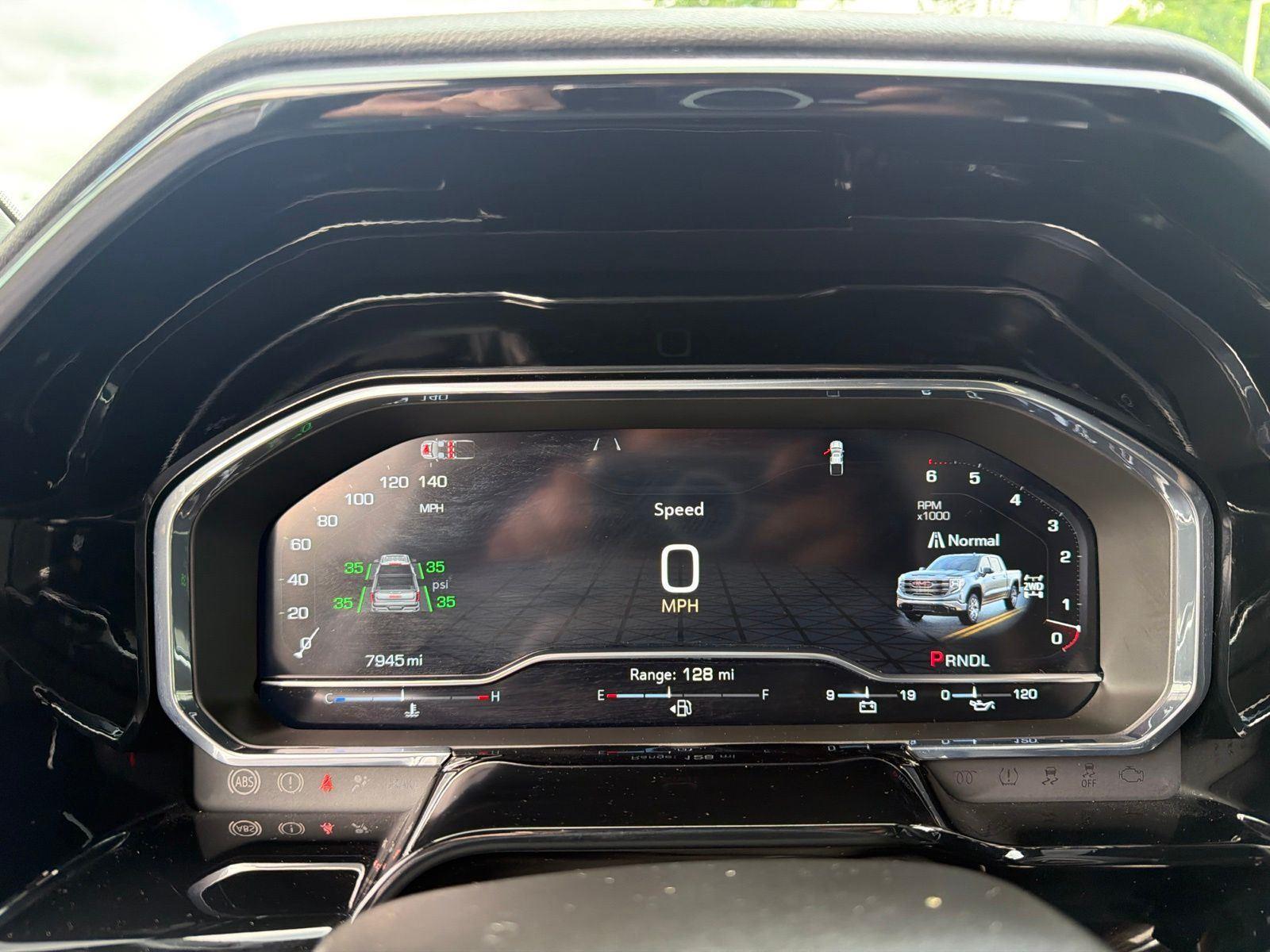 Used 2025 Summit White GMC Elevation image 6