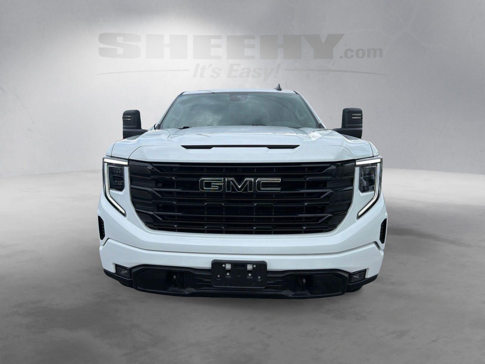 Used 2025 Summit White GMC Elevation image 17
