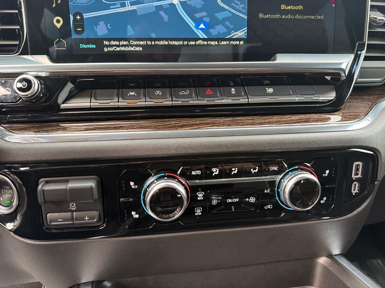 Used 2025 Summit White GMC Elevation image 24