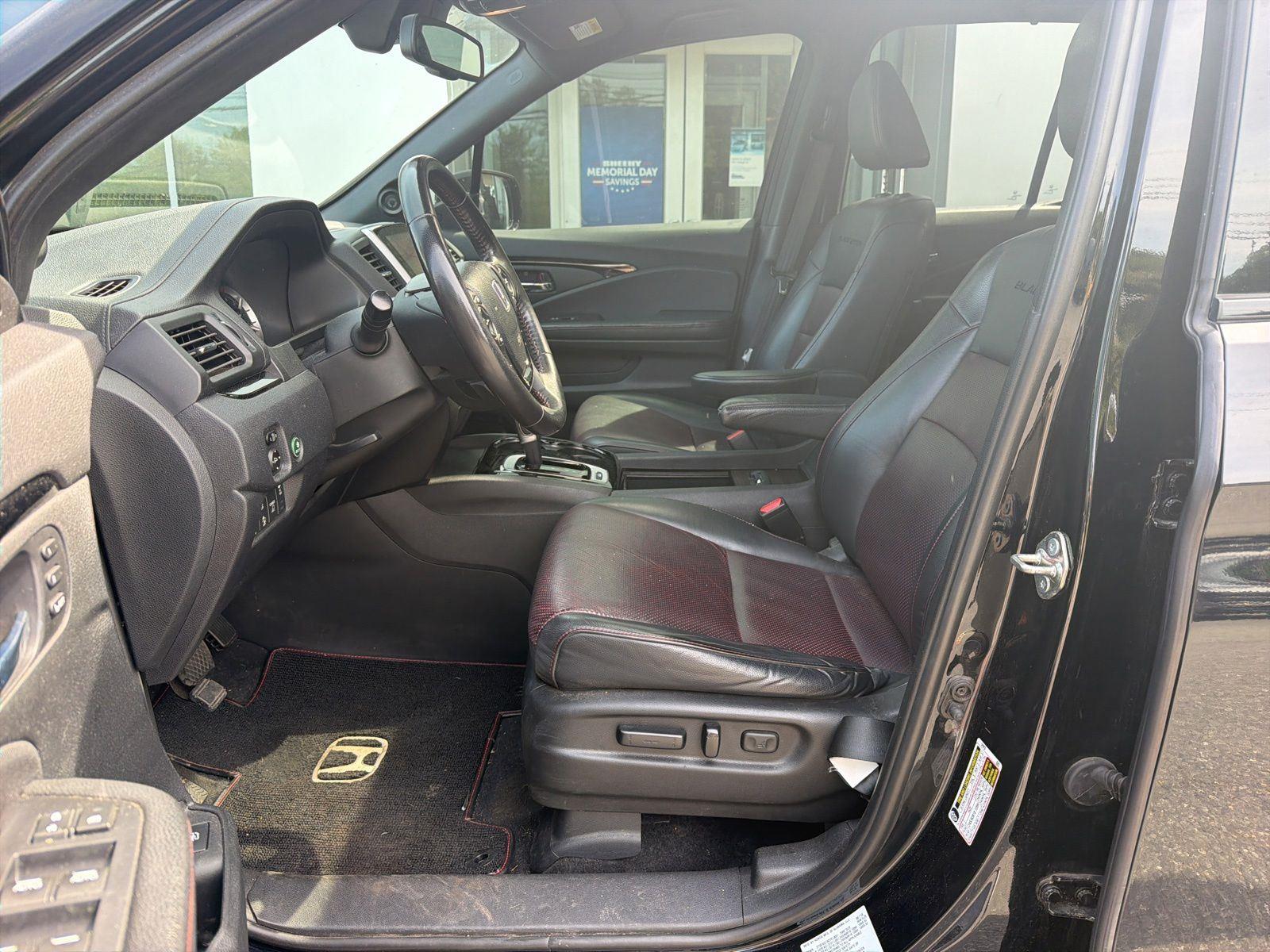 Used 2019 Black Honda Black Edition image 9