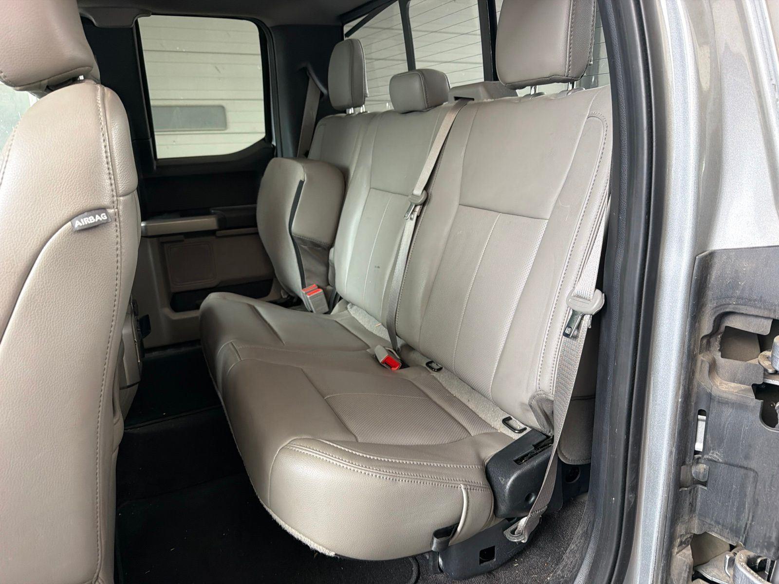 Used 2020 Iconic Silver Metallic Ford LARIAT image 7