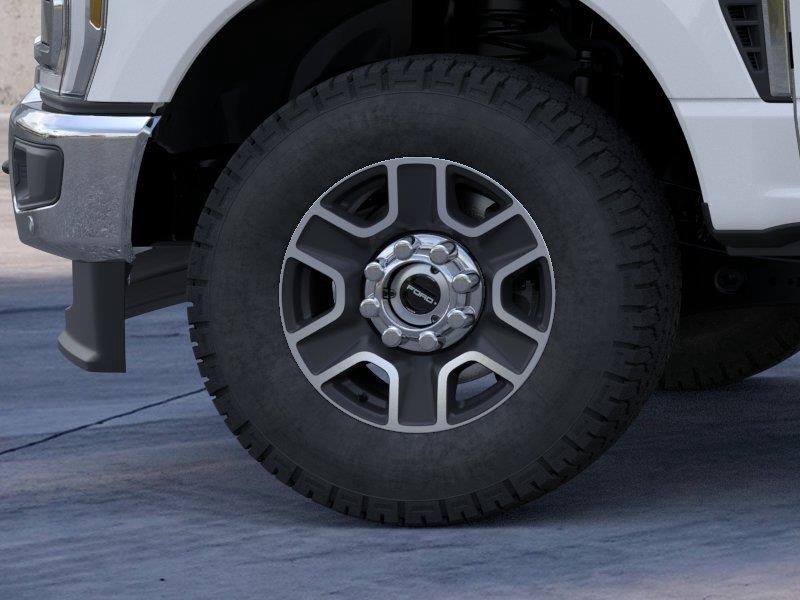 New 2026 Oxford White Ford LARIAT image 19