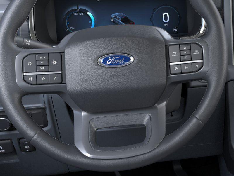 2025 Ford F-150 Lightning XLT - Photo 12