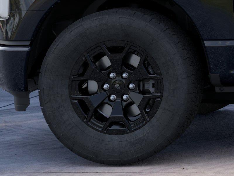 New 2025 Agate Black Metallic Ford XLT image 19
