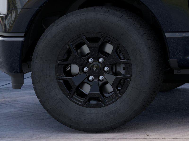 2025 Ford F-150 Lightning XLT - Photo 19