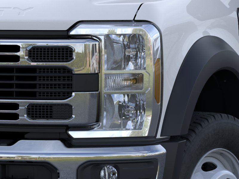 New 2026 Oxford White Ford XL image 18