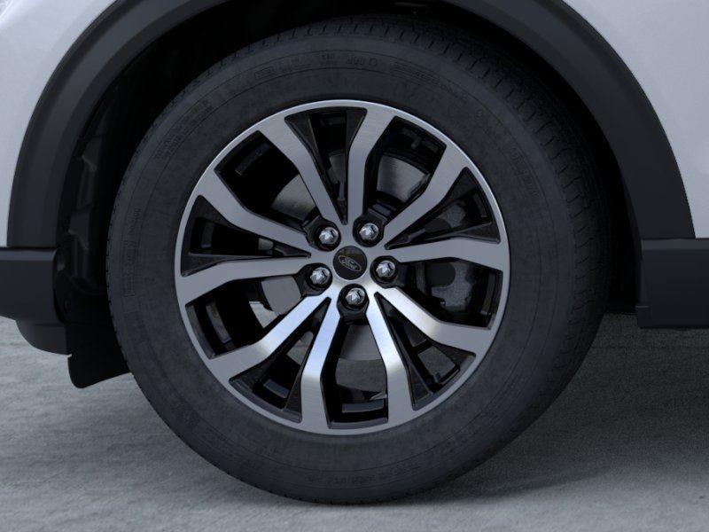 New 2026 Space White Metallic Ford ST-Line image 19
