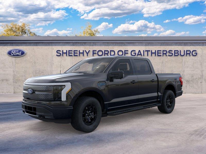 New 2025 Agate Black Metallic Ford XLT image 2